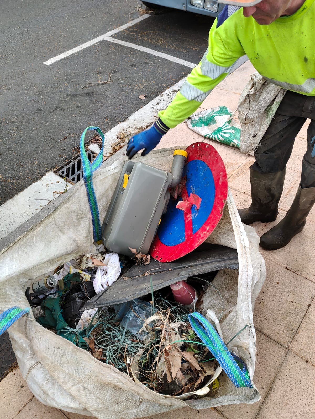 1.820 kilo hondakin gutxiago Urola eta Ibaieder ibaietan