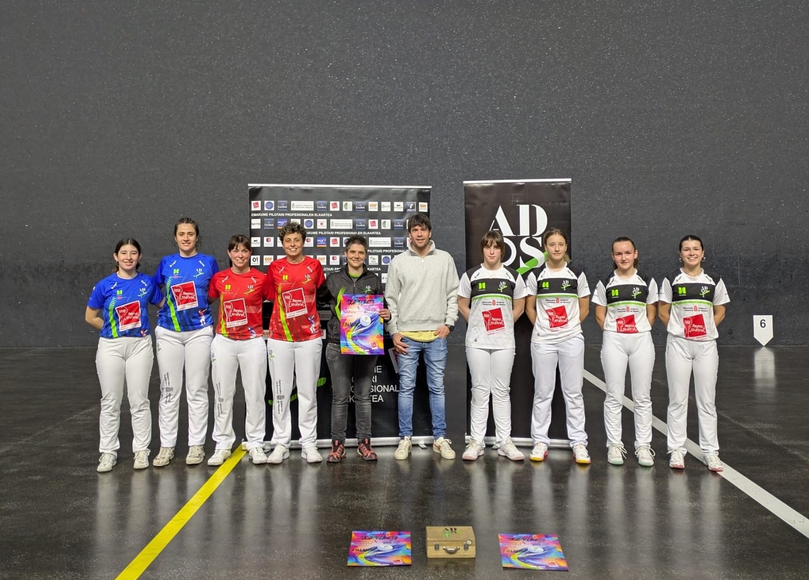 Ados Pilotaren Binakako Txapelketako finalak, ostiralean, Azpeitian