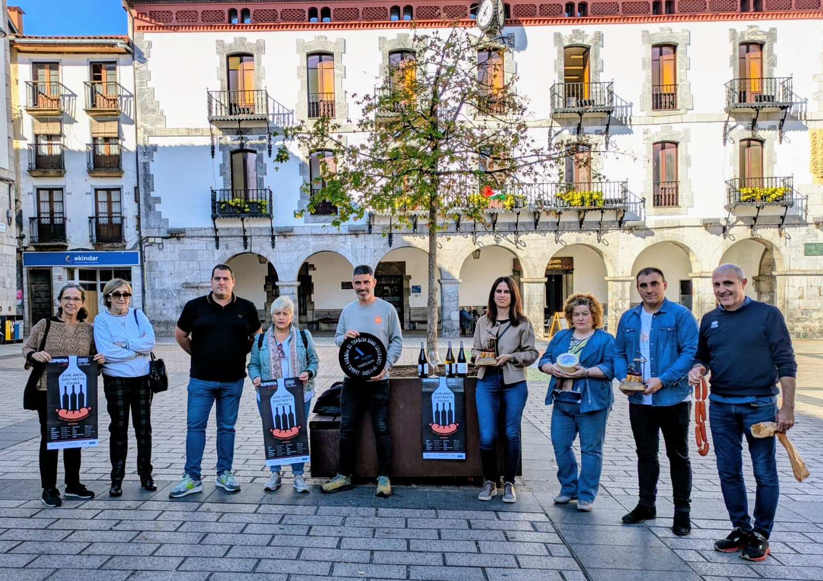 Ardo eta txorizo egosi zaporeko larunbat eguerdia