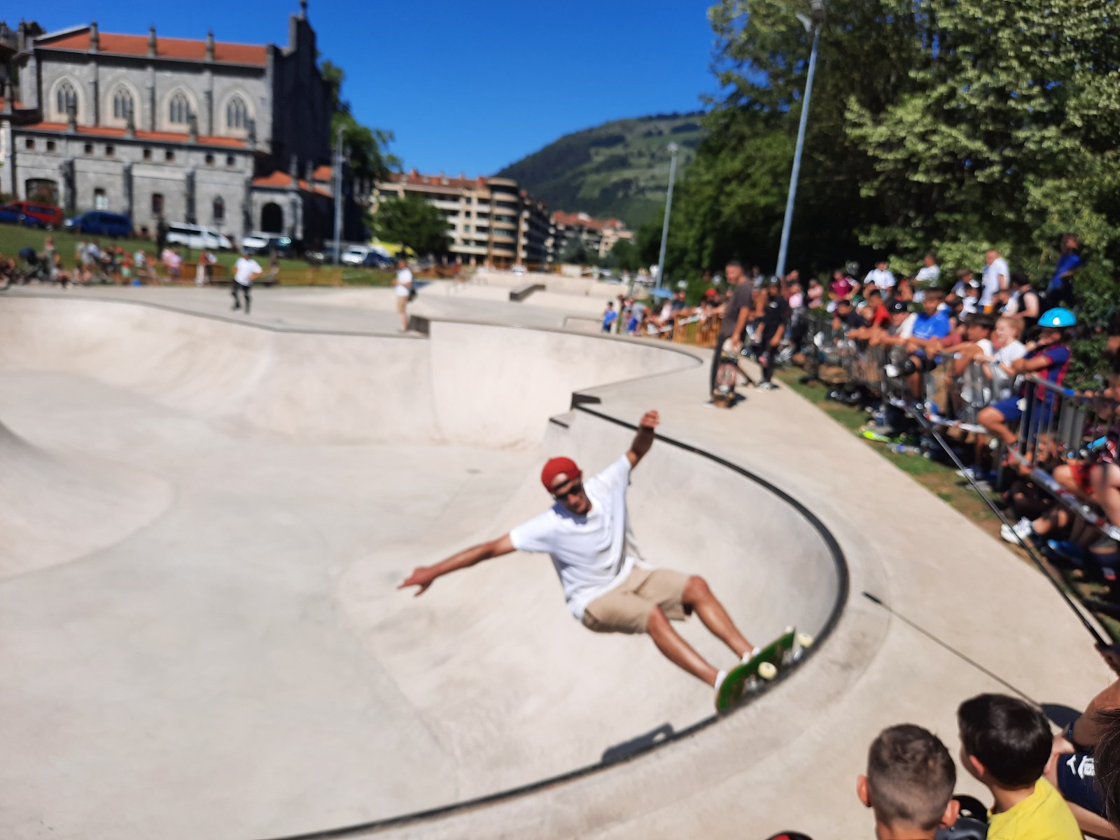 Aste Santuan irekita izango da Turismo Bulegoa bisitariei informazioa emateko