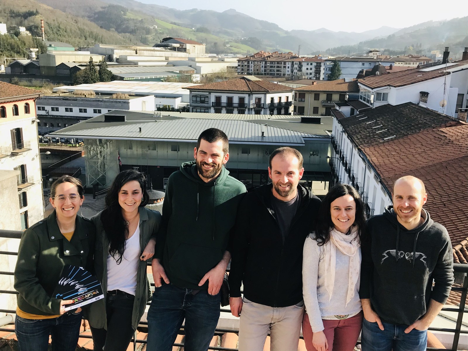 Azoka berezia eta produktu berrien dastaketa izango dira, larunbatean, Azoka Plazaren urteurrenean