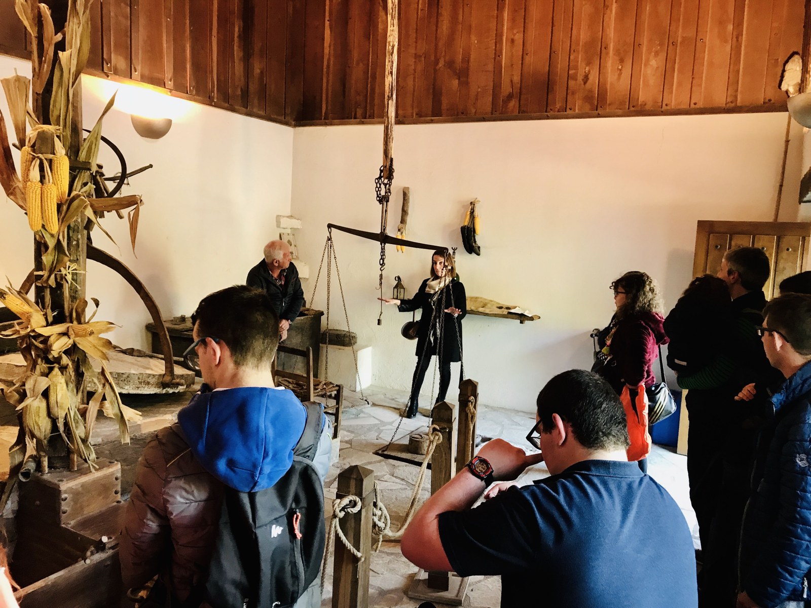 Basazabal Jauregia eta Igarako errota ezagutzeko aukera, Aste Santuan