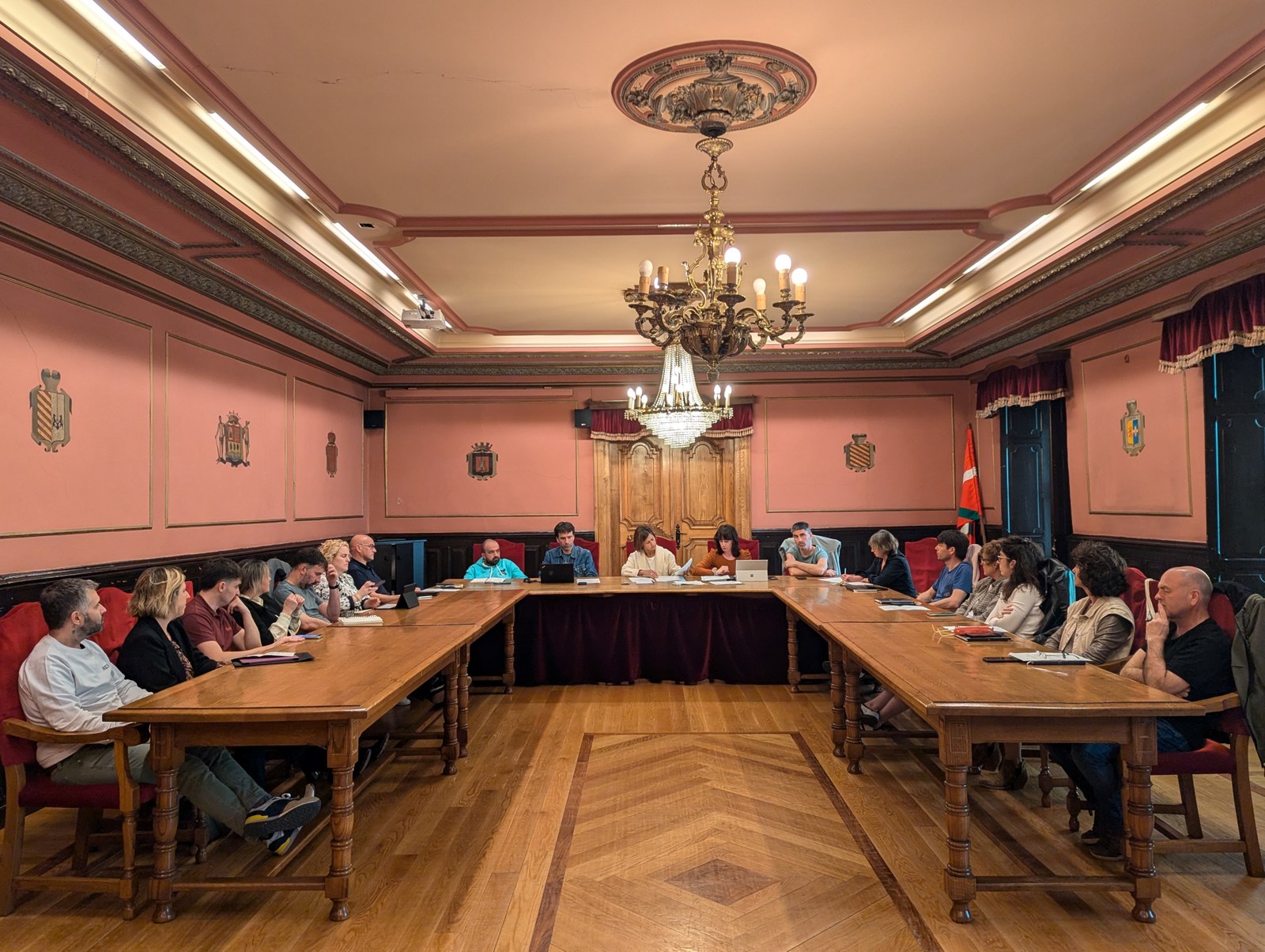 Bihar egingo dute uztaileko ohiko udalbatzarra