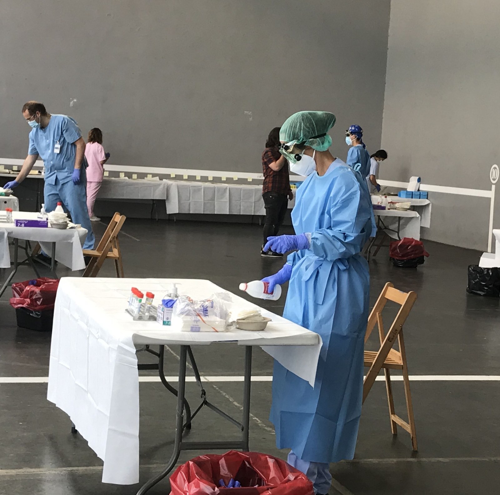 Bihartik larunbatera bitartean egingo dizkie Osasun Sailak PCR probak, 17 eta 40 urte bitarteko herritarrei