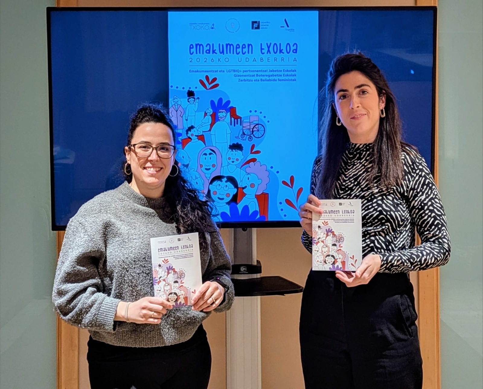 Datozen hilabeteetarako eskaintza oparoa prestatu du Emakumeen Txokoak