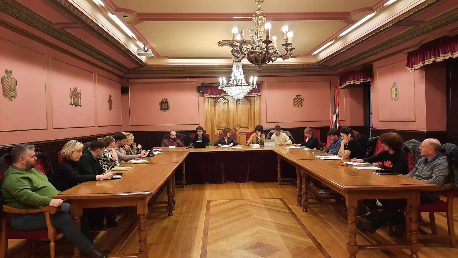 Datuek erakusten dute Azpeitiko Udala egoera ekonomiko onean dagoela