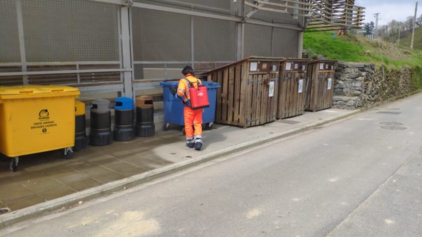 ae0a04f9 3090 4c9d aeaa 5326d7fdc0d0