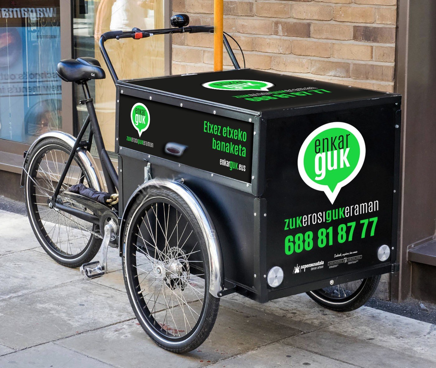 Enkarguk zerbitzuaren bizikletari buruz zerbait jakinez gero, Udaltzaingora jotzeko eskatu dute