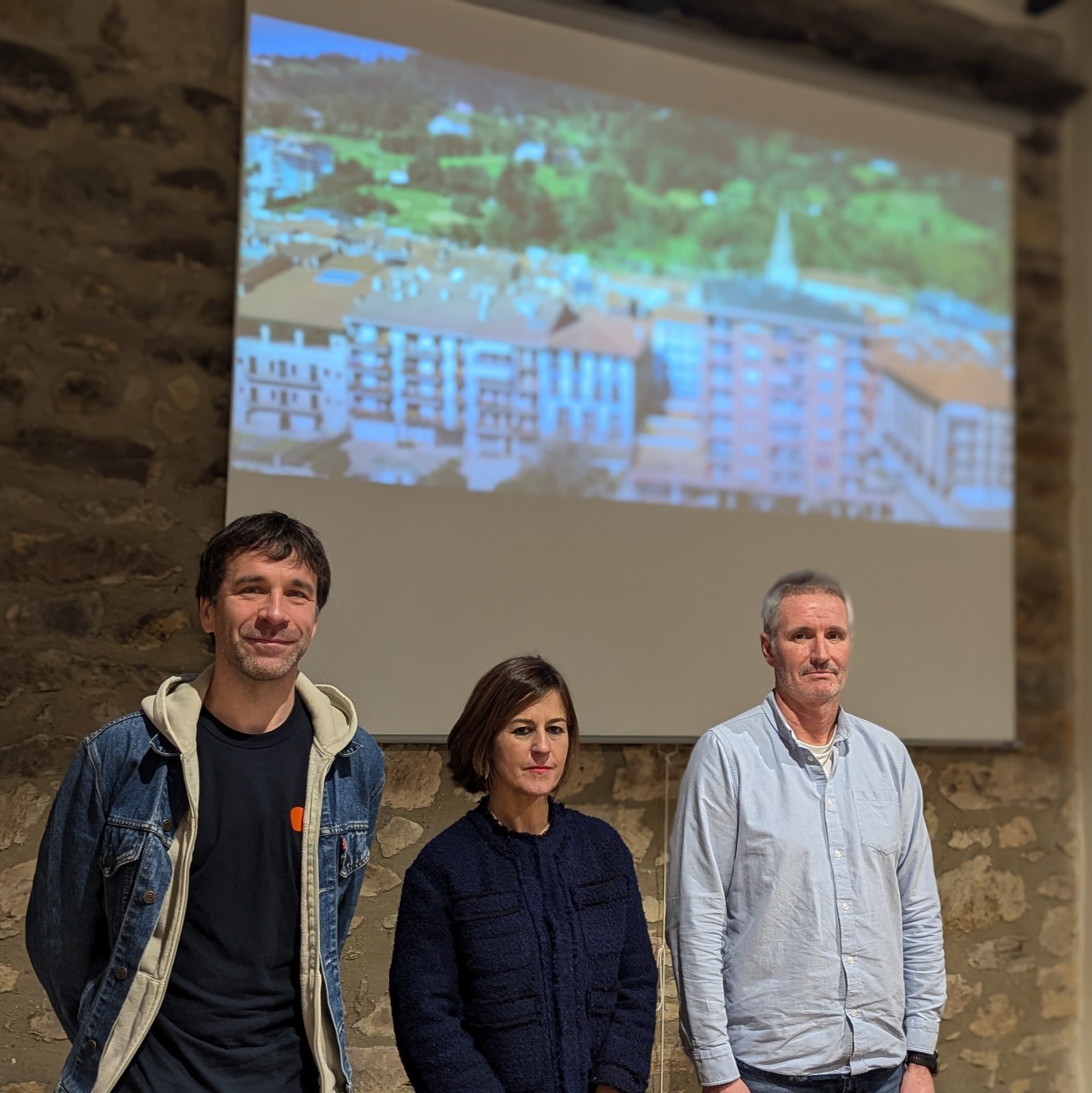 Etxe hutsak alokairura ateratzea bultzatzeko, jabeei gutunak bidaltzen hasiko da udala datorren astean