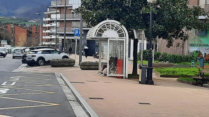 Gaueko autobus zerbitzu bereziak egongo dira saninazioetan