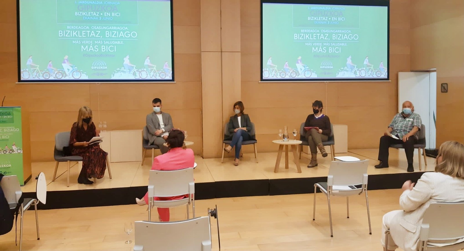 'Gipuzkoa bizikletaz' lehen jardunaldian herrietako mugikortasunaz aritu da Nagore Alkorta alkatea