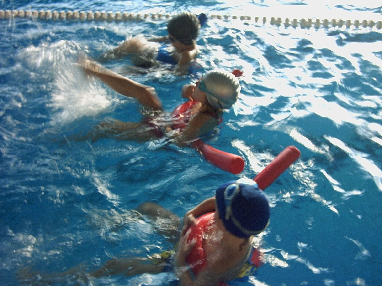 Haurren uztaileko igeriketa ikastaro trinkoetan izena emateko epea maiatzaren 21ean irekiko da