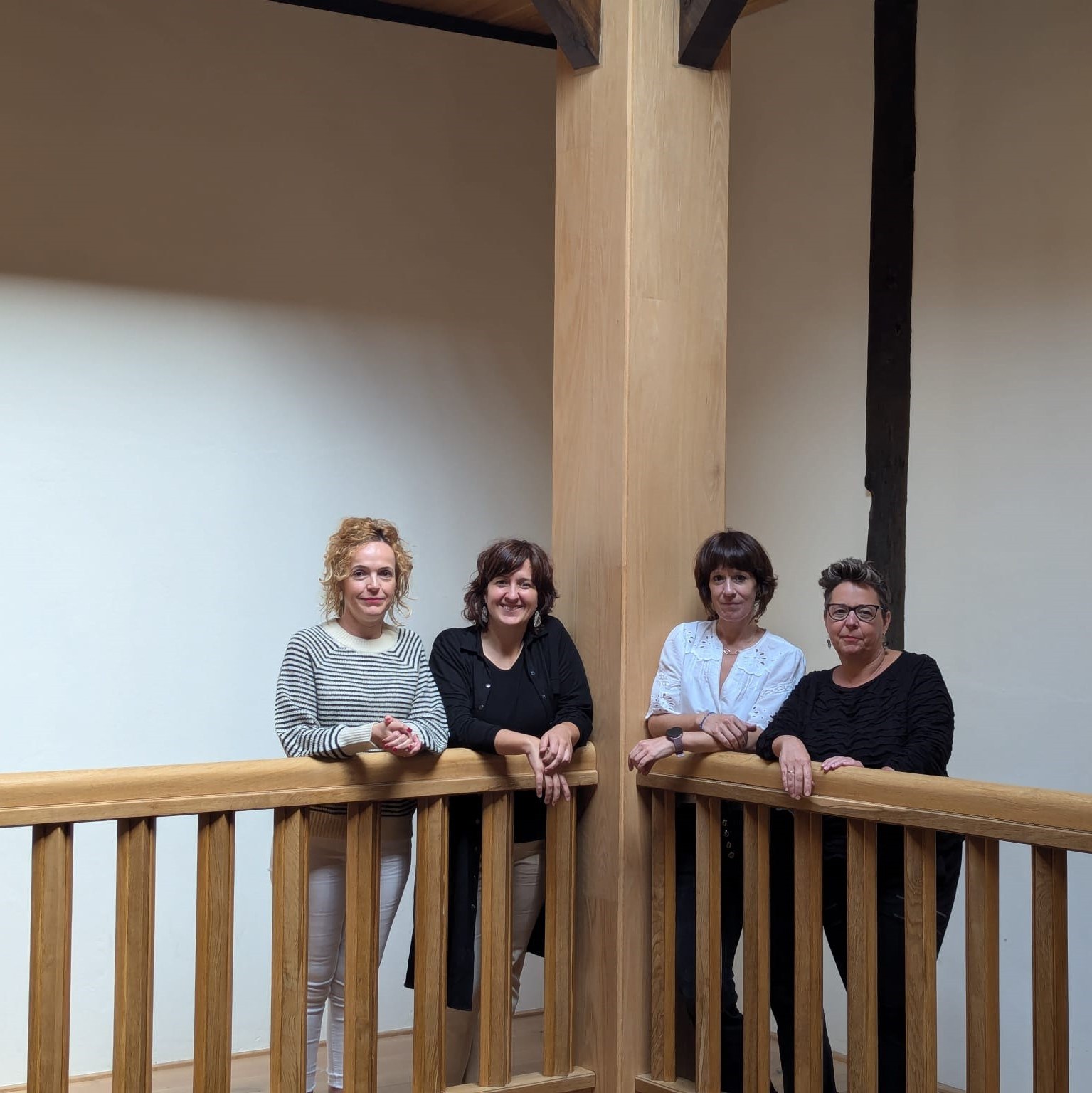 Hiru egitasmo, gurasoen ongizate emozionala helburu hartuta