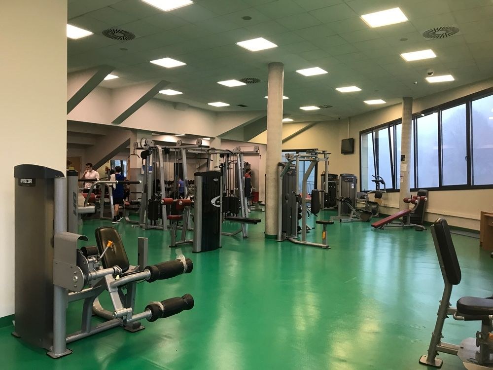 Igerilekuko muskulazio aretoak ohi bezala funtzionatuko du datorren astean; berritzea atzeratu egingo da