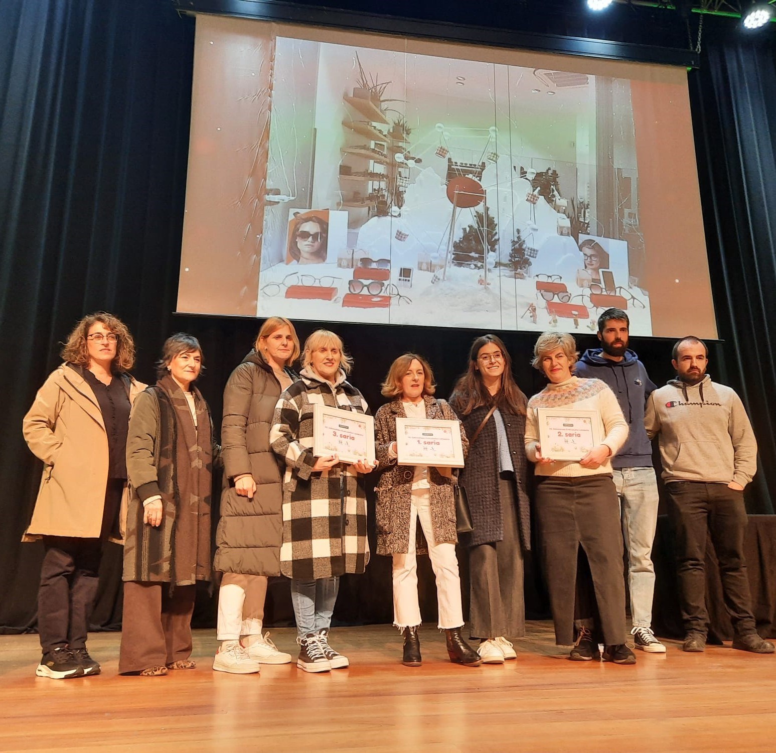 Inar optikak irabazi du 12. Erakusleiho Lehiaketa