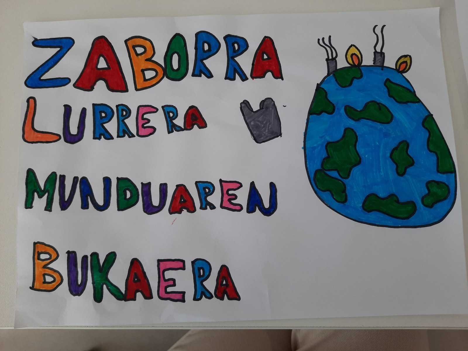 Itsasoa hemen ere hasten delako