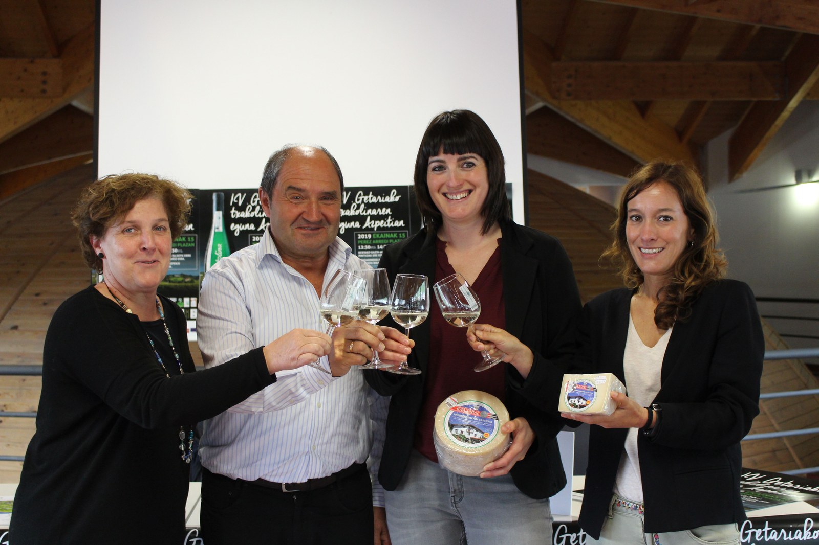 Jatorri deiturako txakolina, bertako gazta eta euskal bildotsa izango dira protagonista larunbateko Txakolin egunean