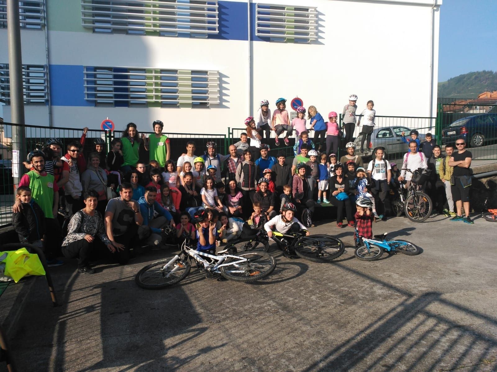 'Kirolari fest', Plazatarrak ekimenaren ostiraleko proposamena