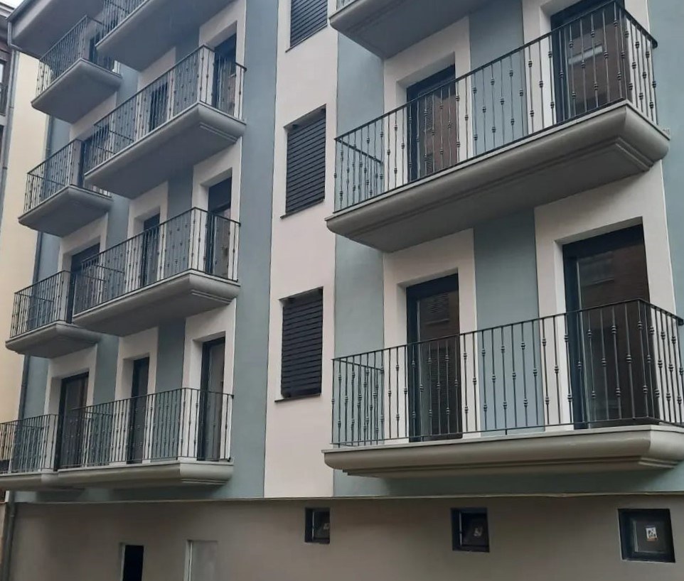 Kontsultagai dago Buztintzuriko Errebaleko eta Iñaki Azpiazu kaleko etxebizitza tasatuen esleipen prozeduran onartuak eta baztertuak izan direnen behin-behineko zerrenda