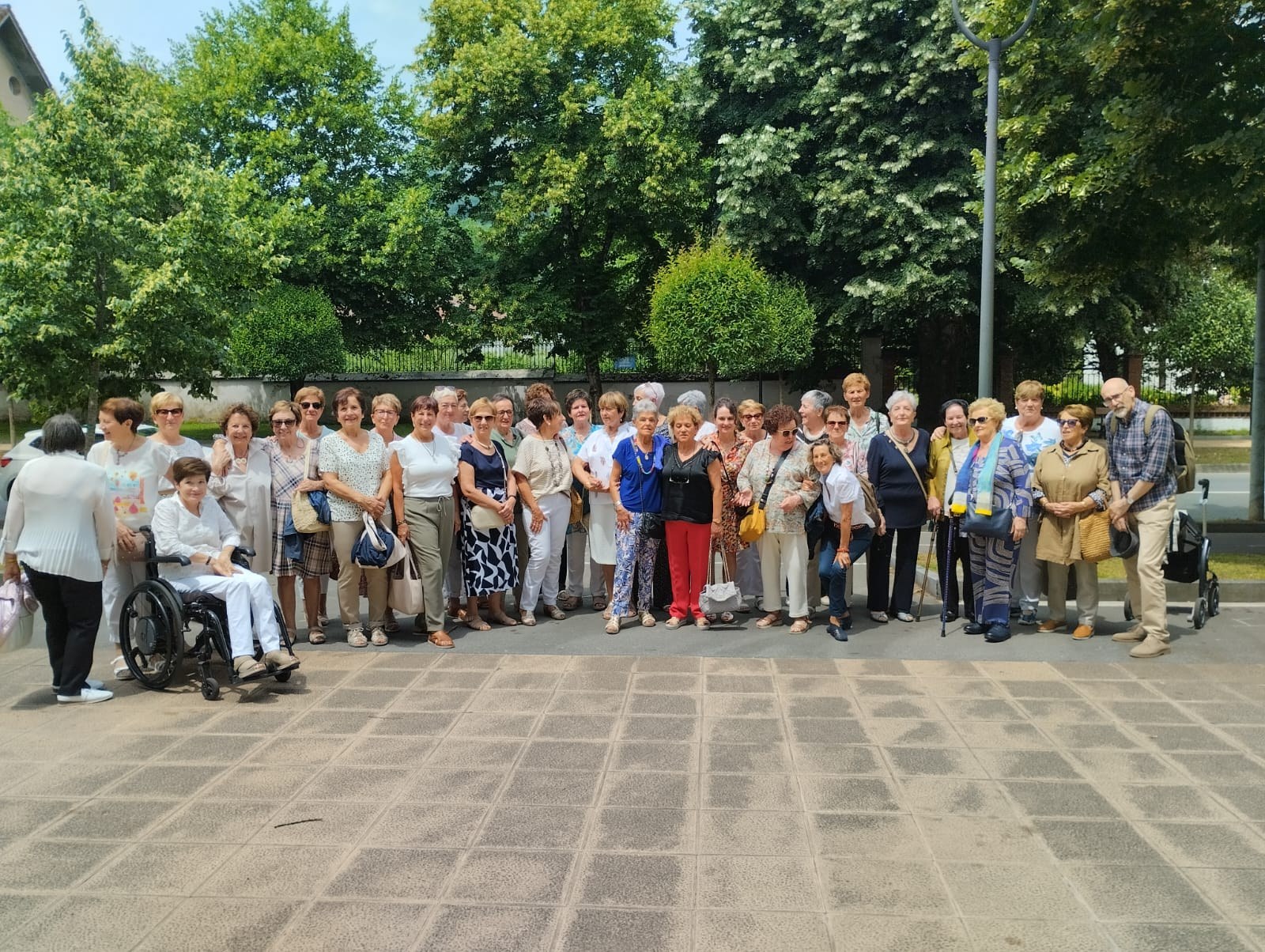 Literatura, artea, historia eta zinea lantzeko tailerreko partaideek ikasturte bukaera ederra eman diote