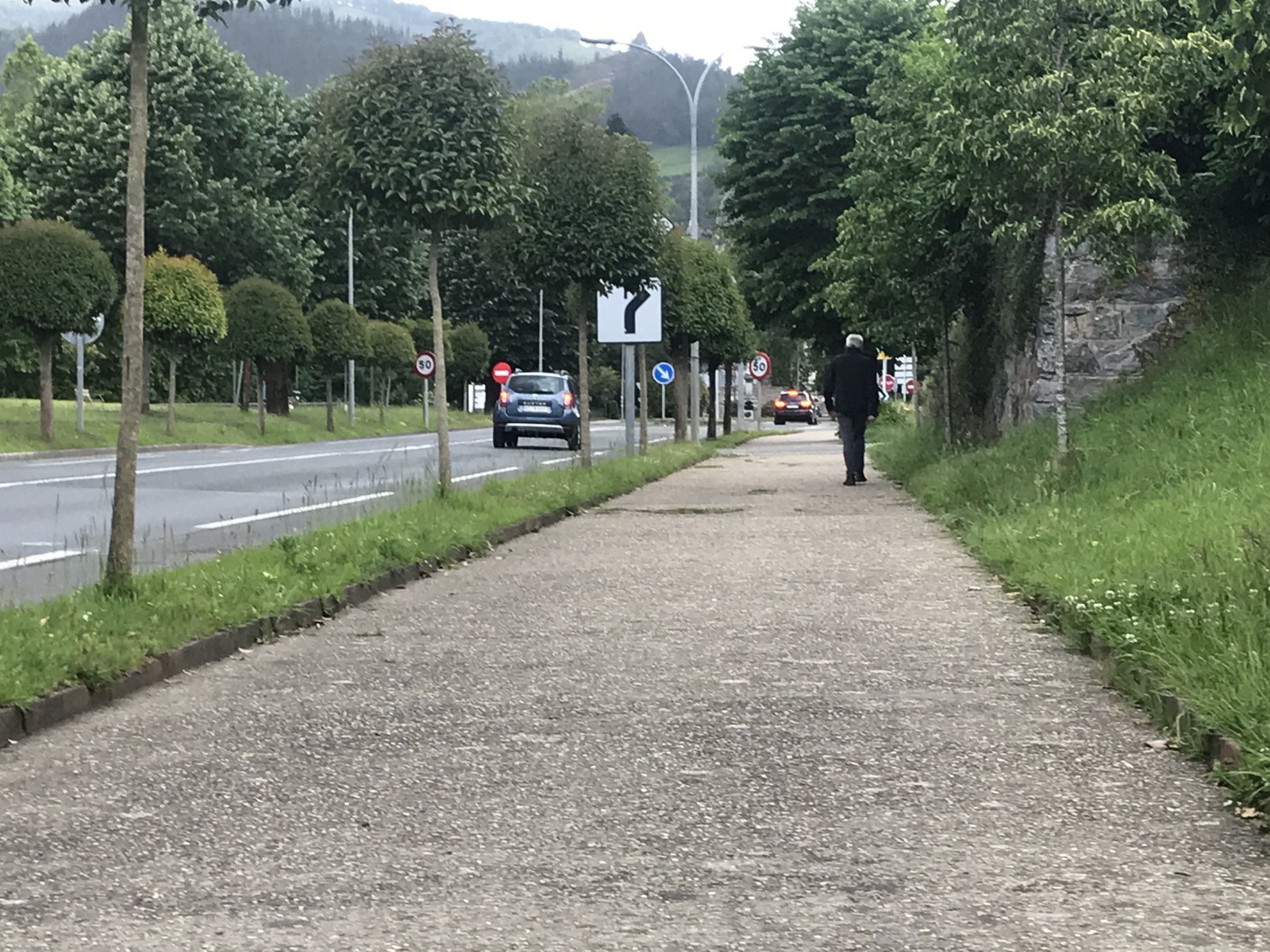 Loiolako Inazio Etorbideko 34 eta 36 arteko zatia berritzeko obrak eslaitu dira