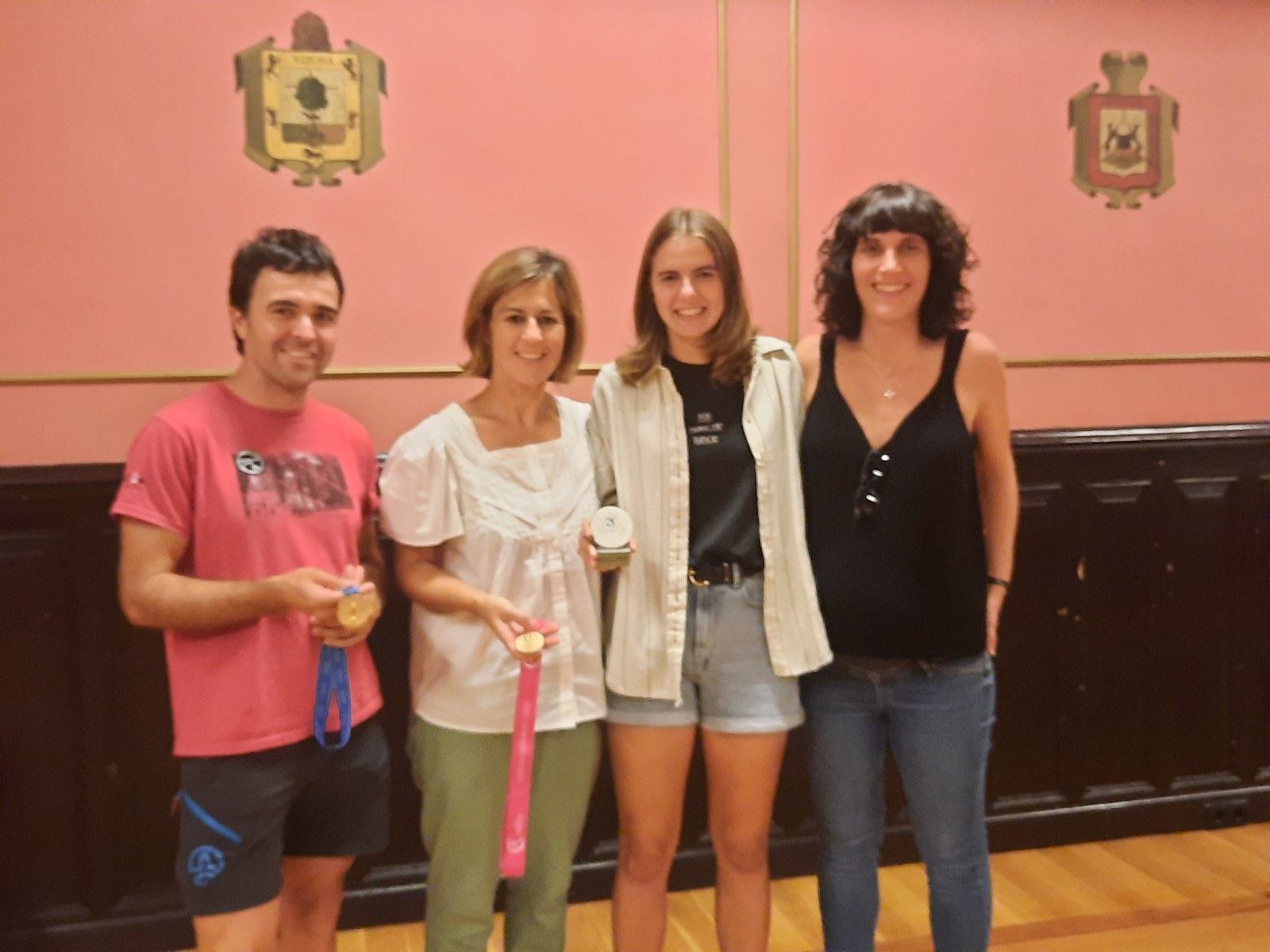 Mirari Uriari futbolariari harrera egin dio Udalak