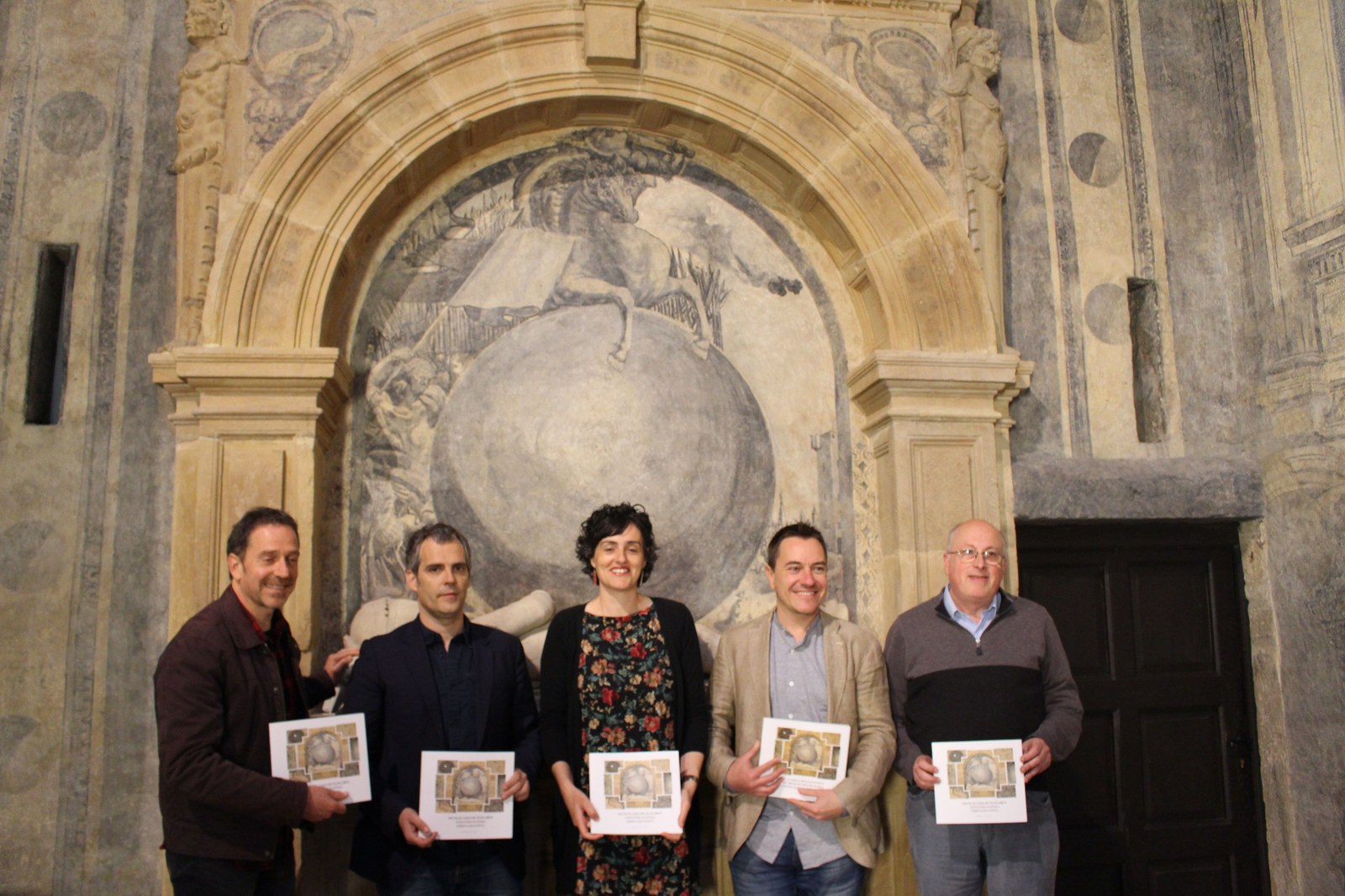 Ostegunean aurkeztuko da, Bakardadearen kaperaren altxorrak ezagutarazteko liburua