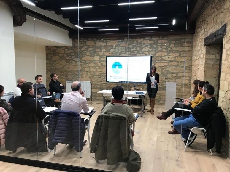 Programazio neurolinguistikoari buruzko doako ikastaroan izena emateko azken egunak