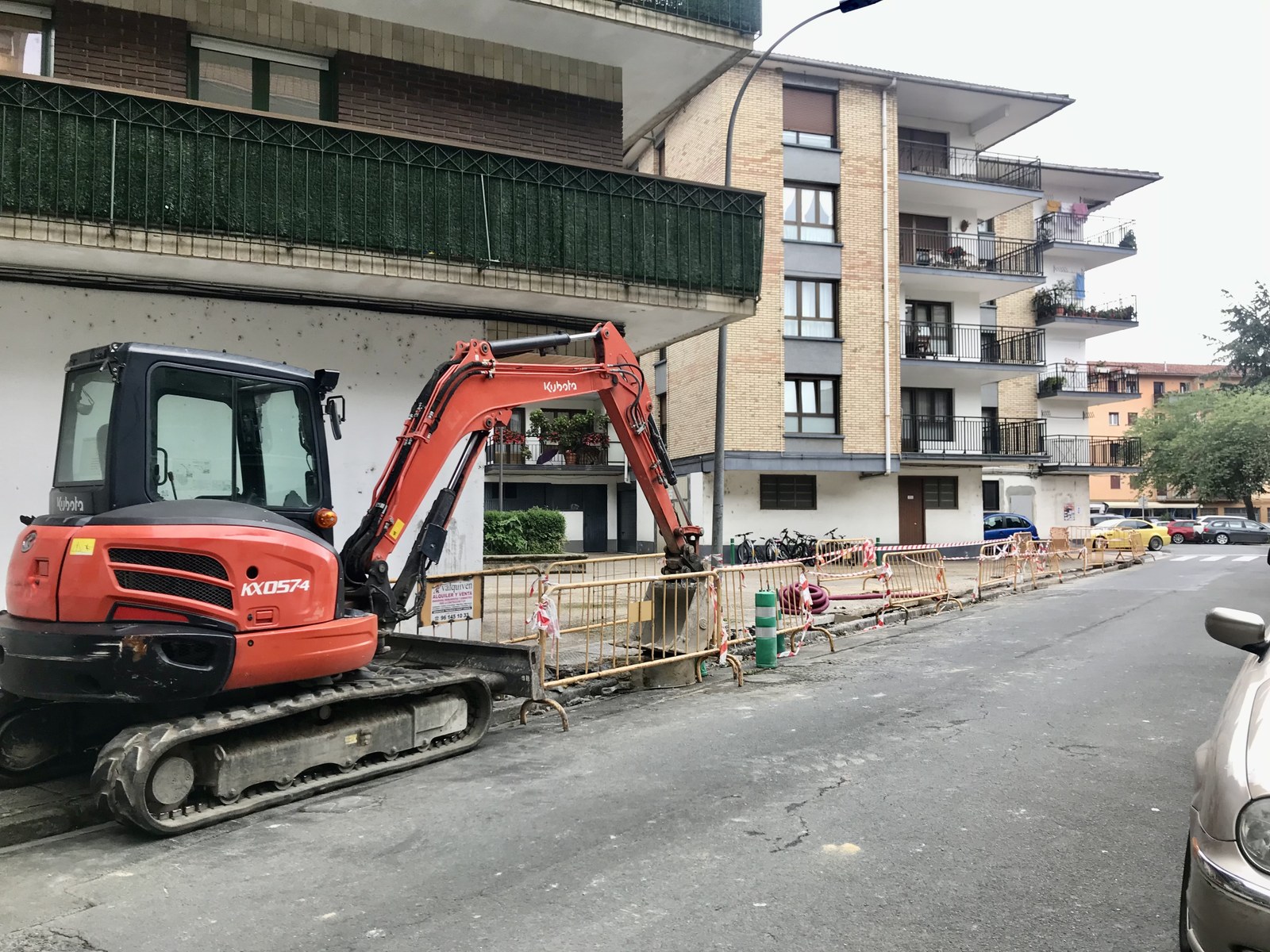 Salbe auzoko ur-hornidura sarea hobetzeko obrak abian dira