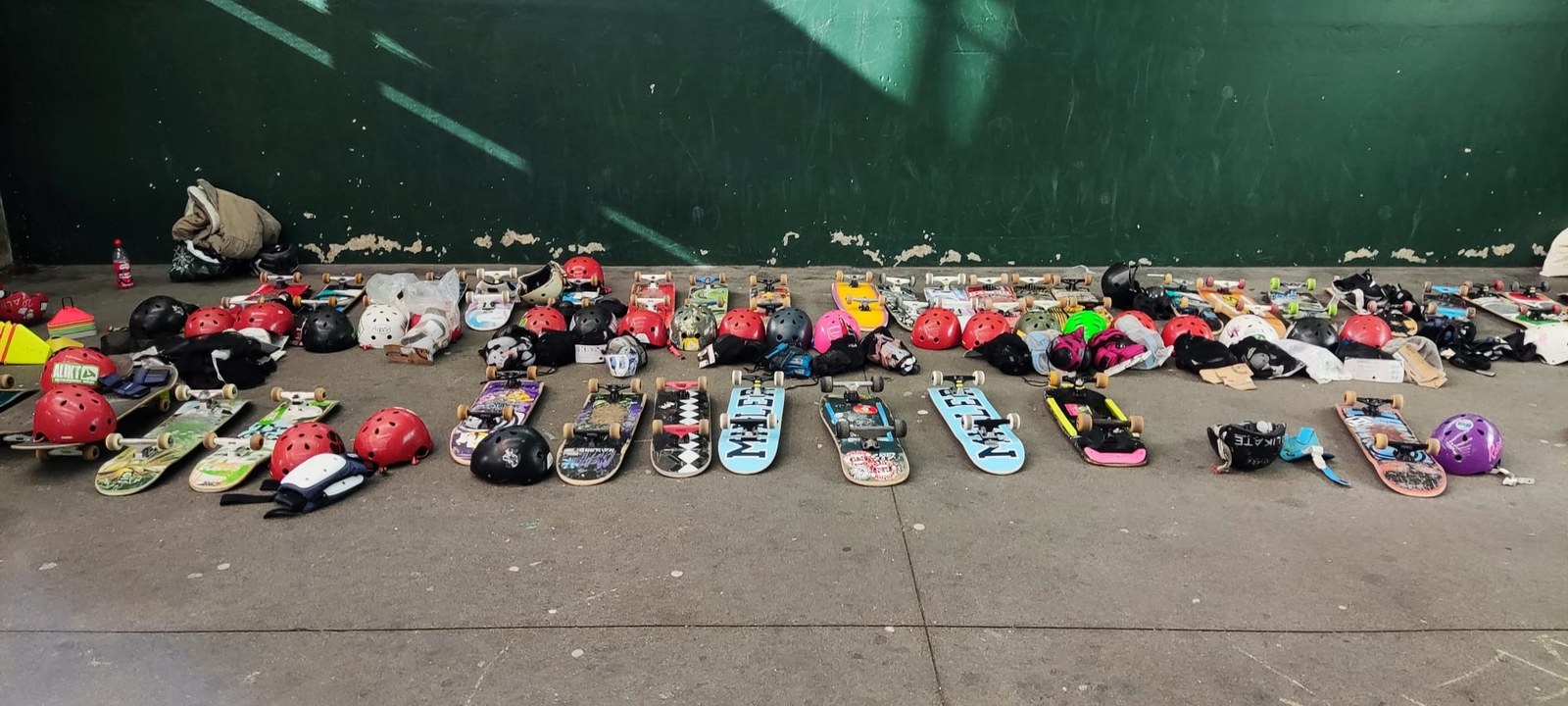 Skate-a praktikatzeko ate irekiak izango dira larunbata arratsaldean