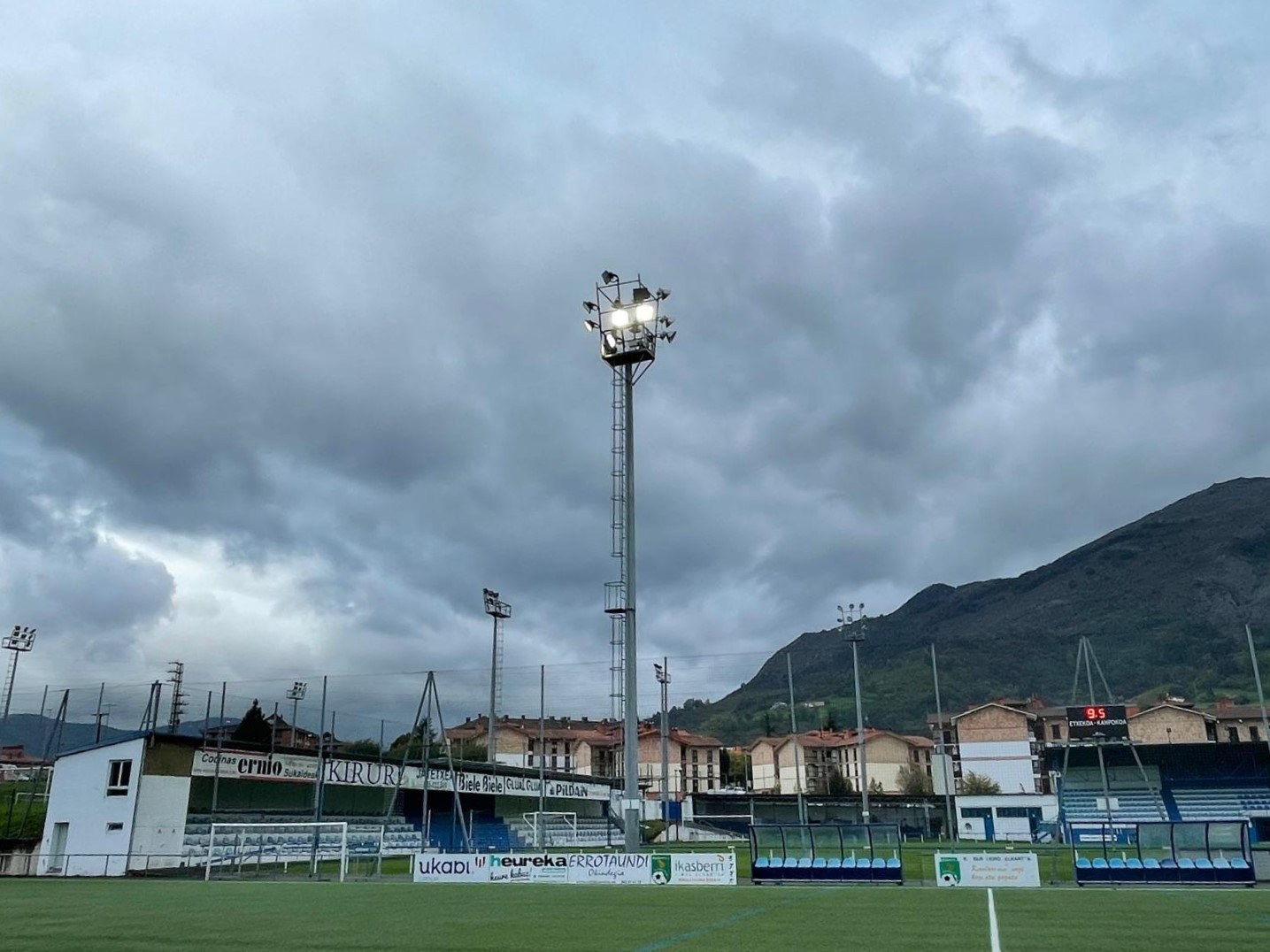 Udal eraikinen energia kontsumoa murrizteko pausoak ematen jarraitzen du udalak