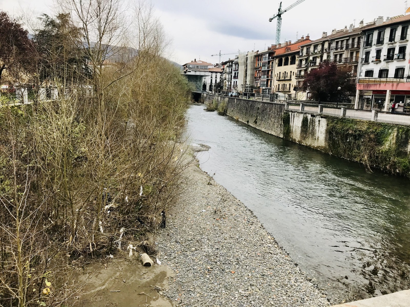 Urola Ibaiaren garbiketak emandakoaren inguruko erakusketa eta hitzaldia izango dira datorren astean