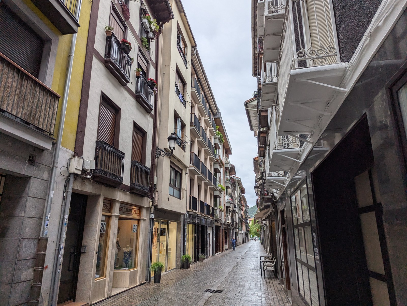 Urriaren 15era arte eska daitezke etxeen alokairurako laguntzak