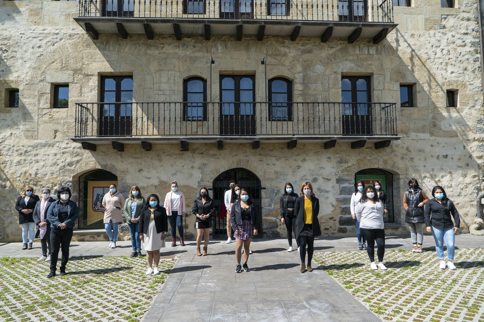 Zaintza lanetarako profesionaltasun agiria ateratzear