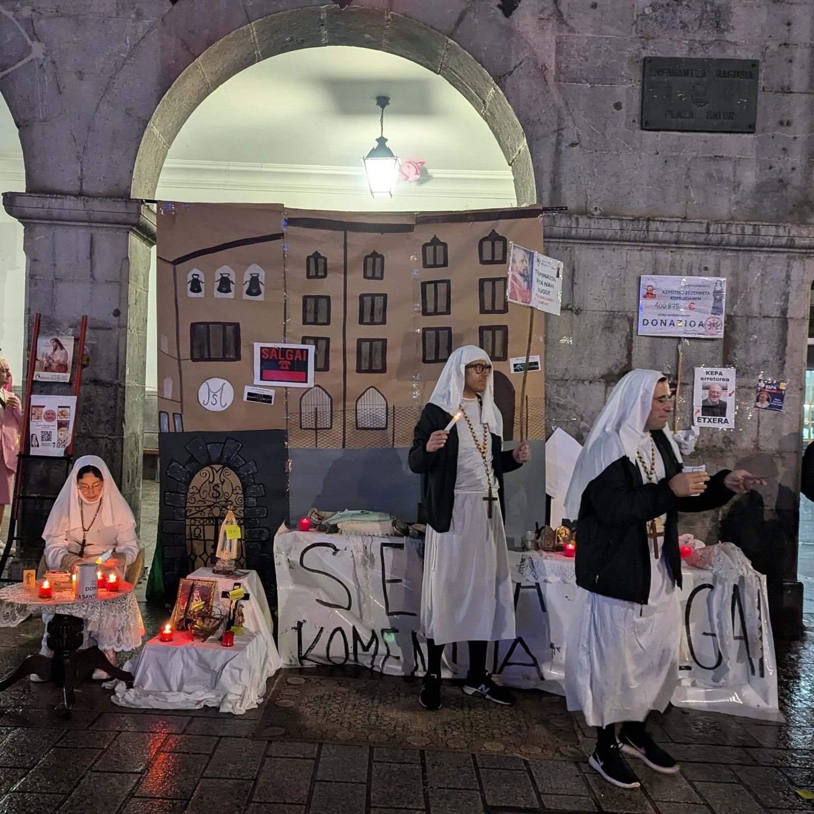 Zein baino zein mozorro ikusgarriagoak Astelehen Karnabalean